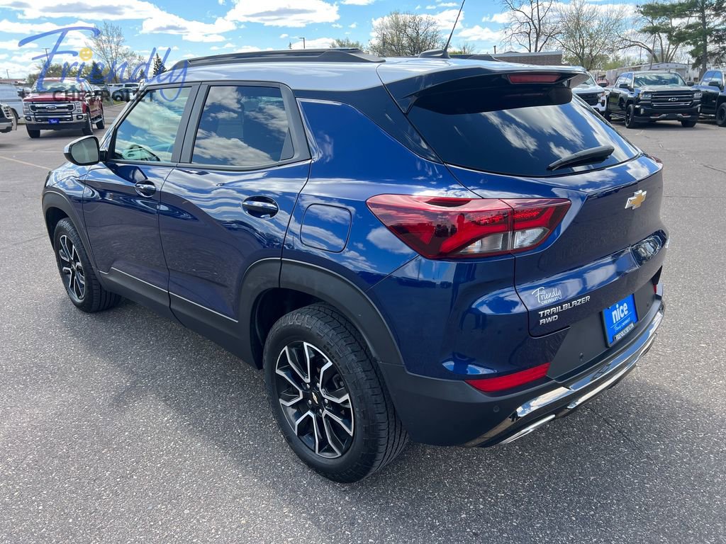 Used 2022 Chevrolet TrailBlazer ACTIV w/ Sun and Liftgate Package AWD/4WD image 3