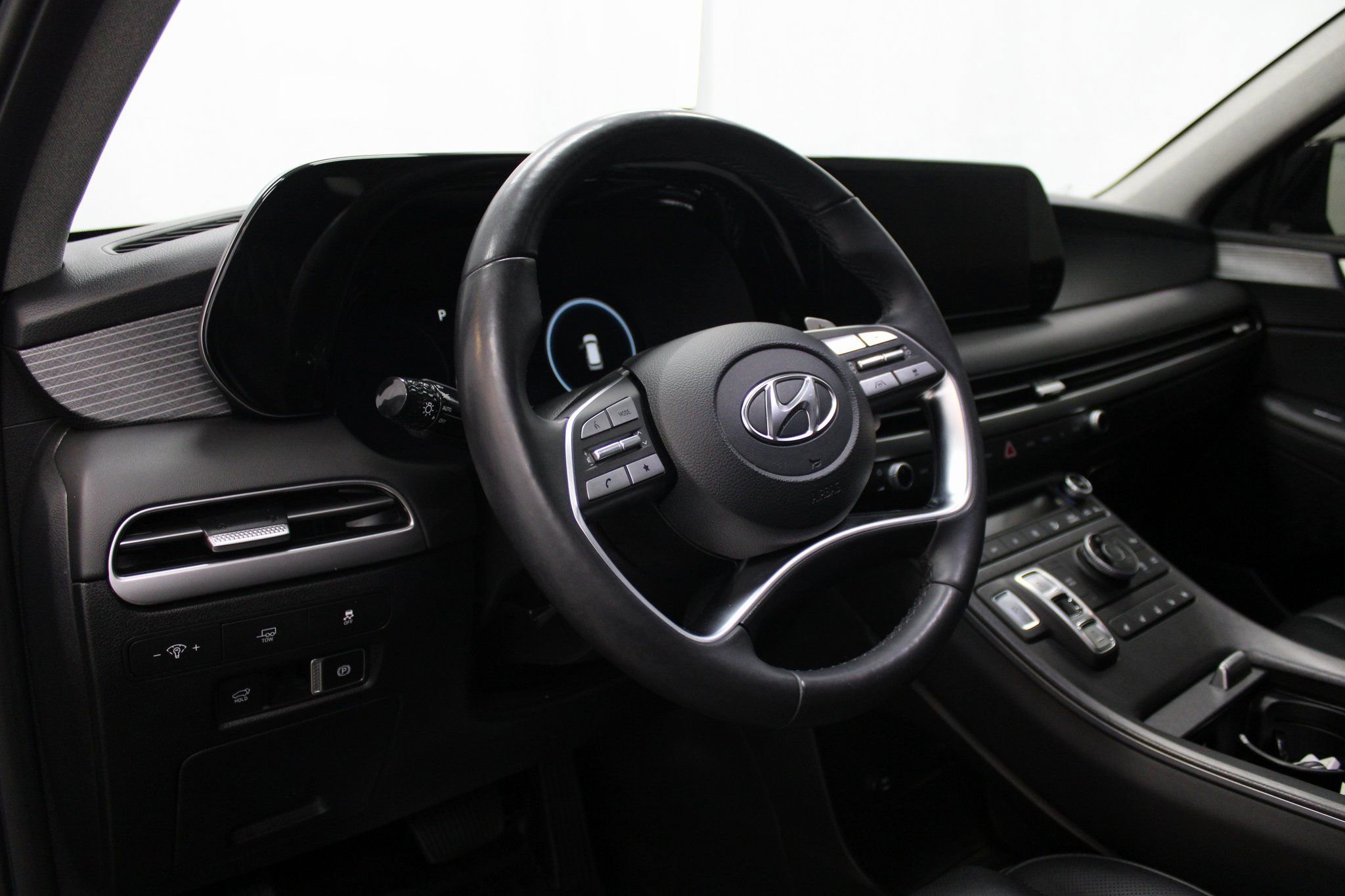 Used 2023 Hyundai Palisade Limited w/ Cargo Package image 13