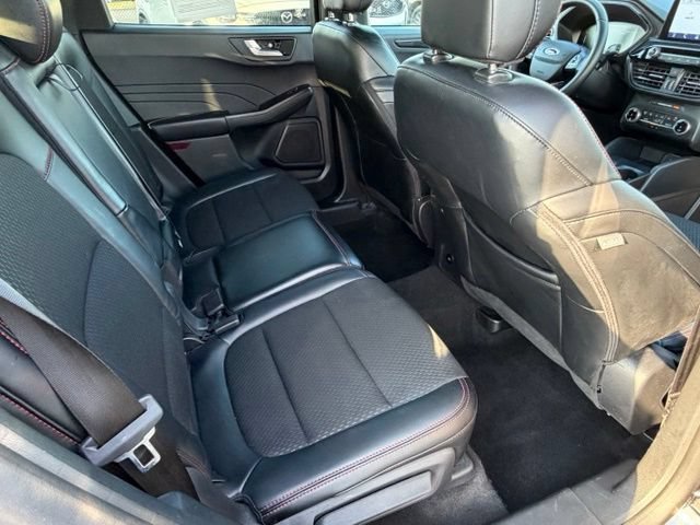 Used 2025 Ford Escape ST-Line FWD image 37