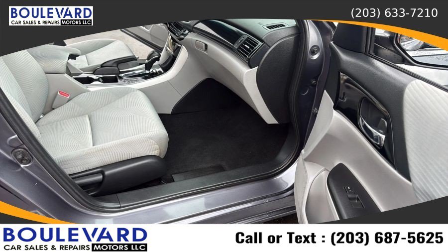 Used 2016 Honda Accord LX image 22