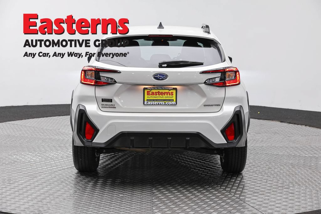 Used 2025 Subaru Crosstrek 2.5i Premium AWD/4WD image 6
