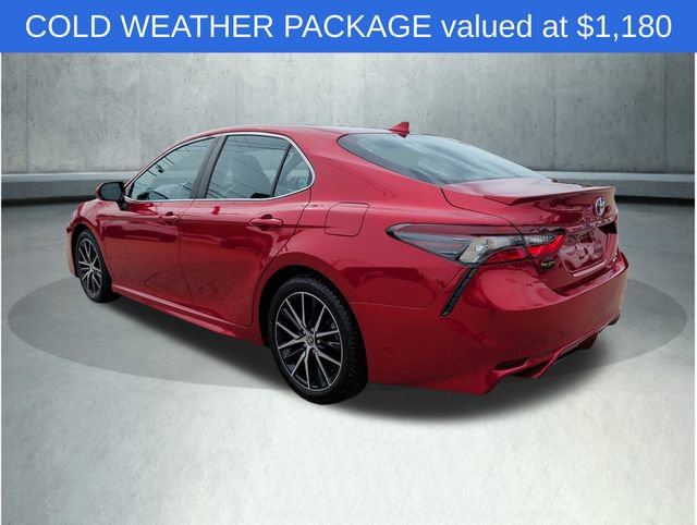 Used 2021 Toyota Camry SE w/ Cold Weather Package AWD/4WD image 4