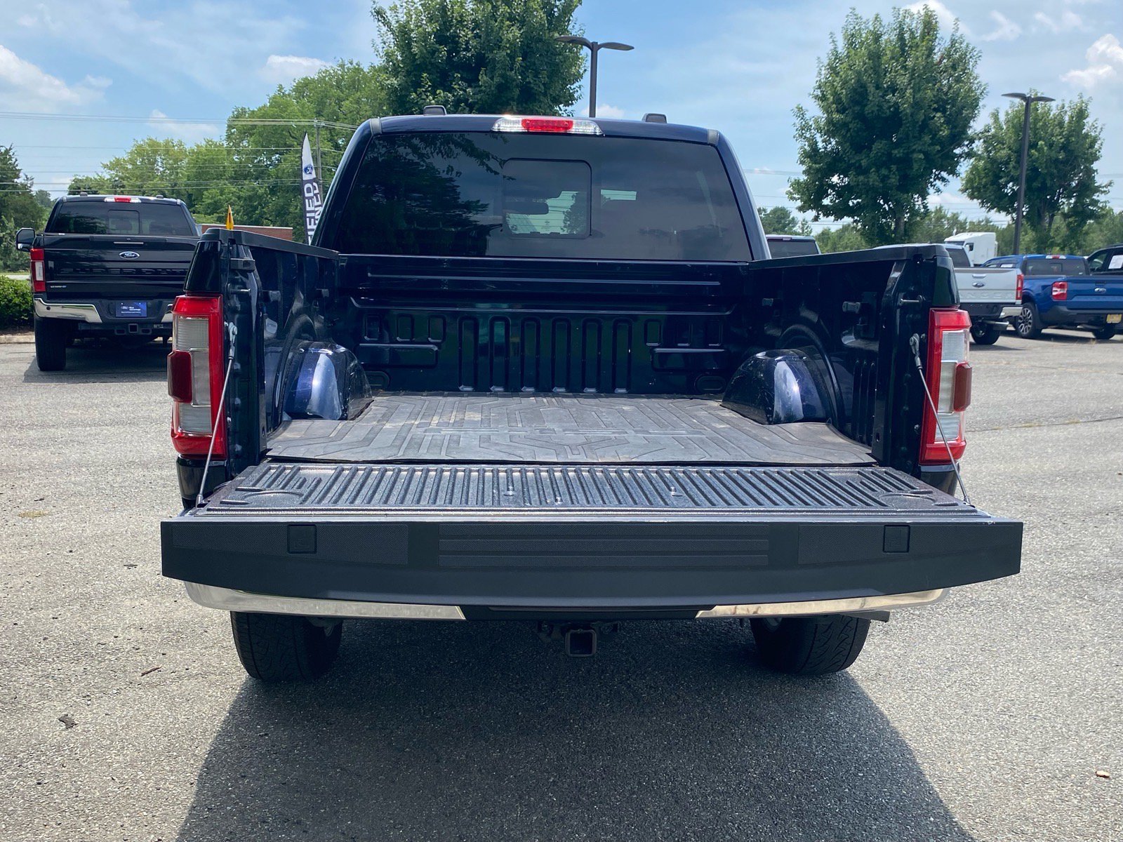 Certified 2022 Ford F150 Lariat AWD/4WD image 6