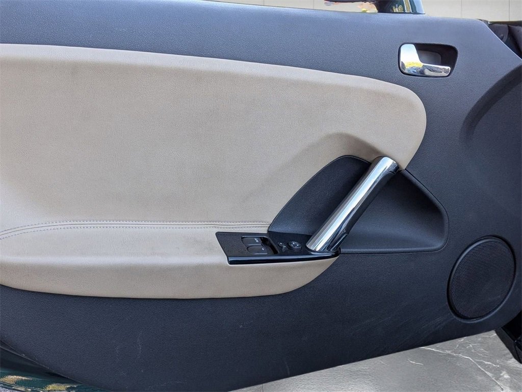 Used 2007 Saturn Sky w/ Premium Trim Pkg image 13