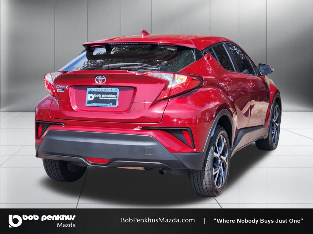 Used 2018 Toyota C-HR XLE FWD image 25