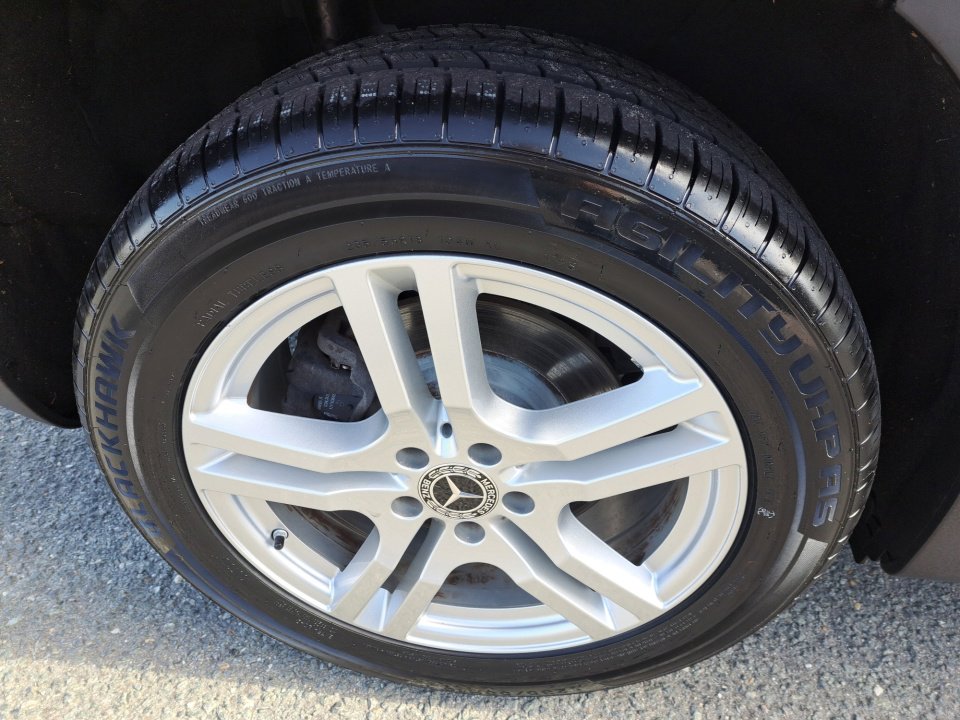 Used 2022 Mercedes-Benz GLB 250 4MATIC image 21