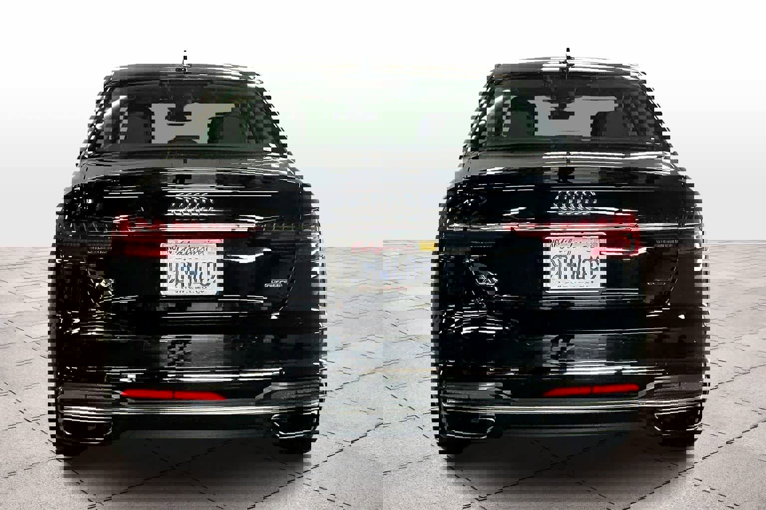 Used 2023 Audi A4 2.0T Premium w/ Convenience Package image 7