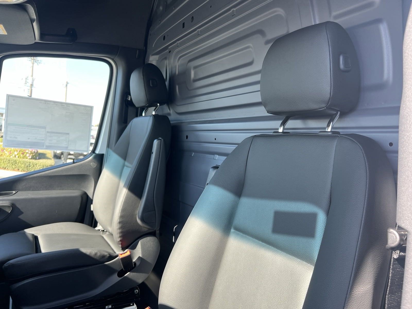 New 2025 Mercedes-Benz Sprinter 2500 image 15