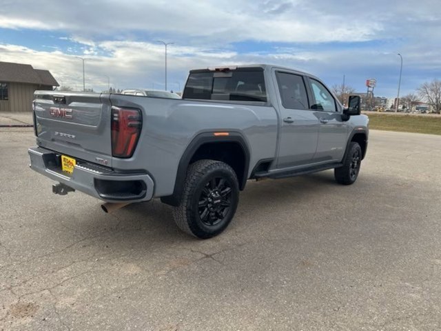 Used 2025 GMC Sierra 2500 AT4 w/ AT4 Premium Plus Package image 9