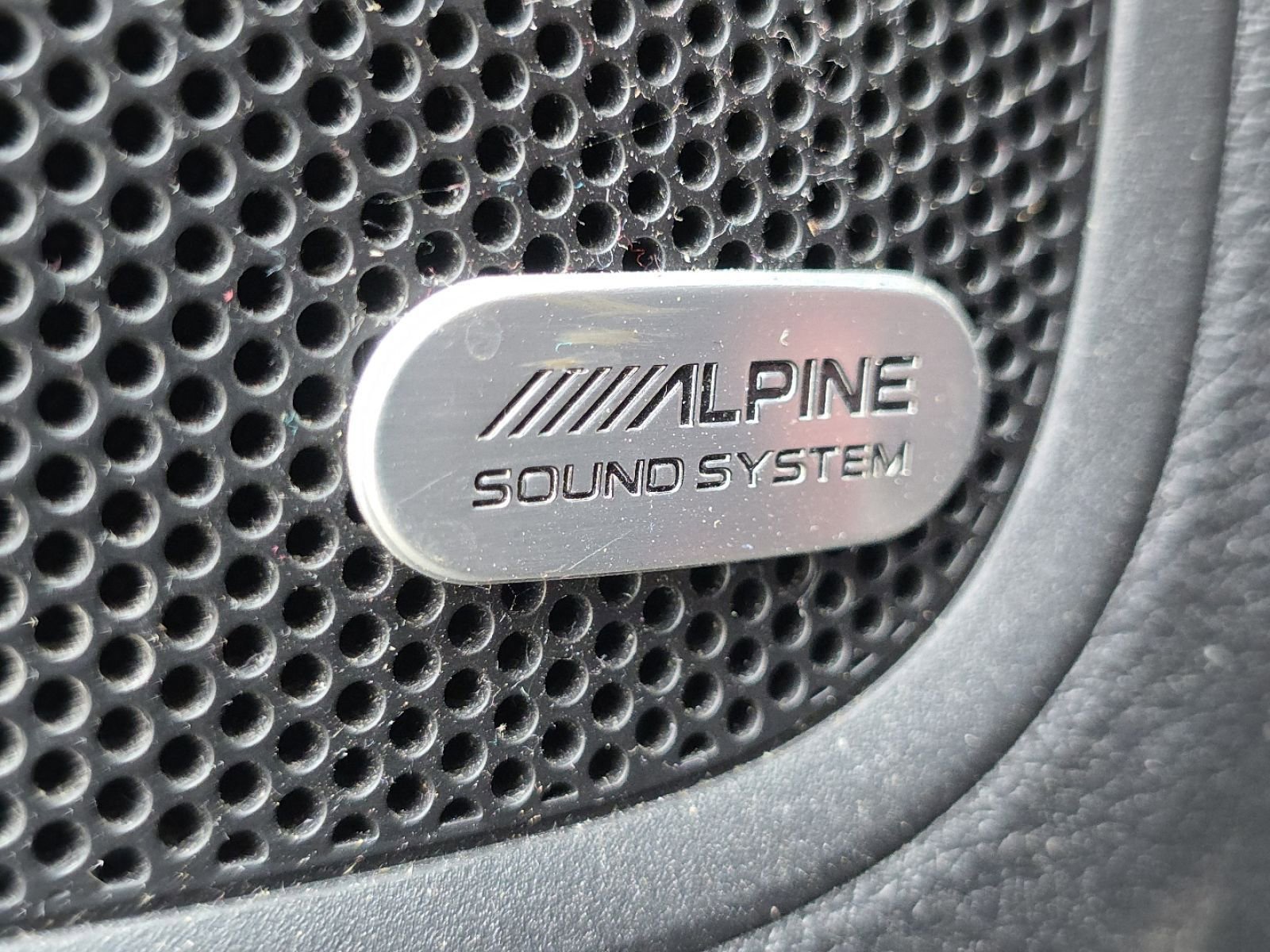 Used 2015 Chrysler 200 S w/ Navigation & Sound Group I image 6