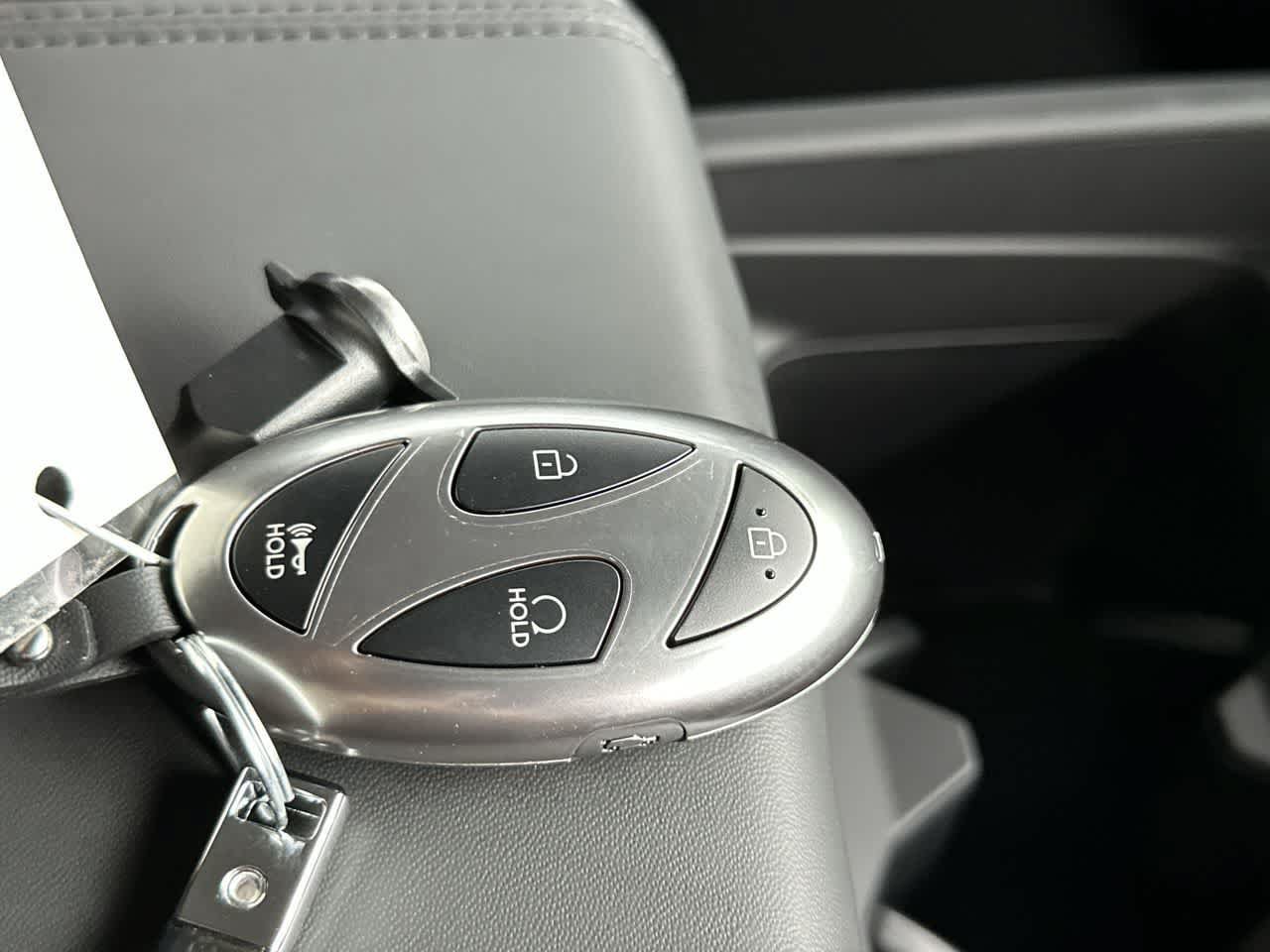 New 2026 Hyundai Santa Fe SEL FWD image 28