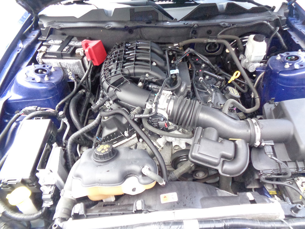 Used 2014 Ford Mustang Coupe image 9