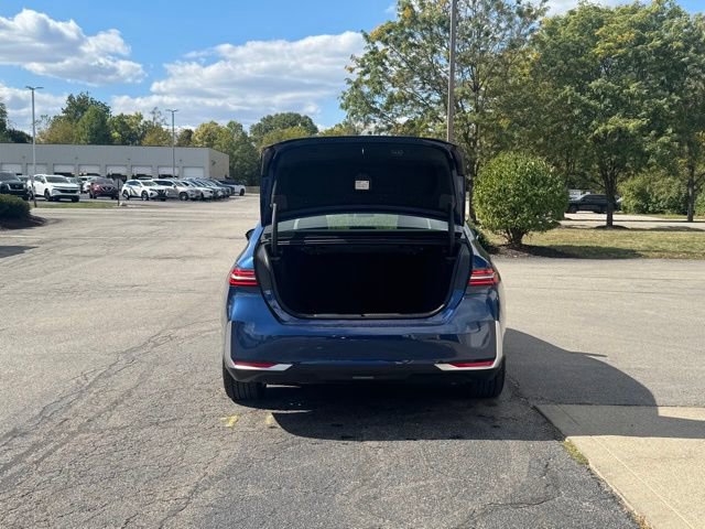 Certified 2025 BMW 540i xDrive w/ Premium Package image 30