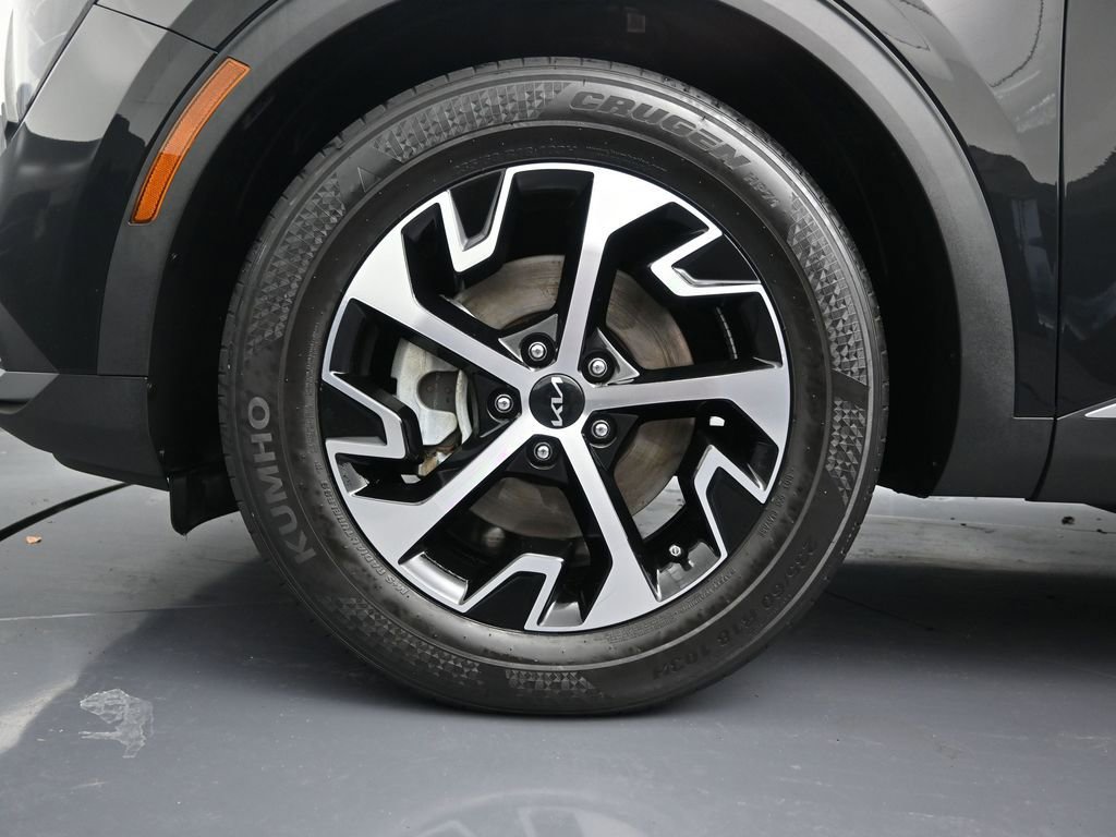 Used 2023 Kia Sportage EX image 10