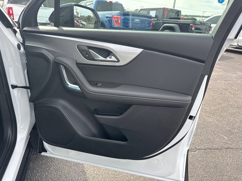 New 2026 Chevrolet Blazer LT w/ Convenience Package image 15