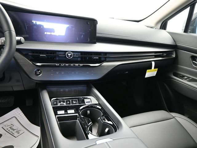 Used 2025 Nissan Murano SV AWD/4WD image 24