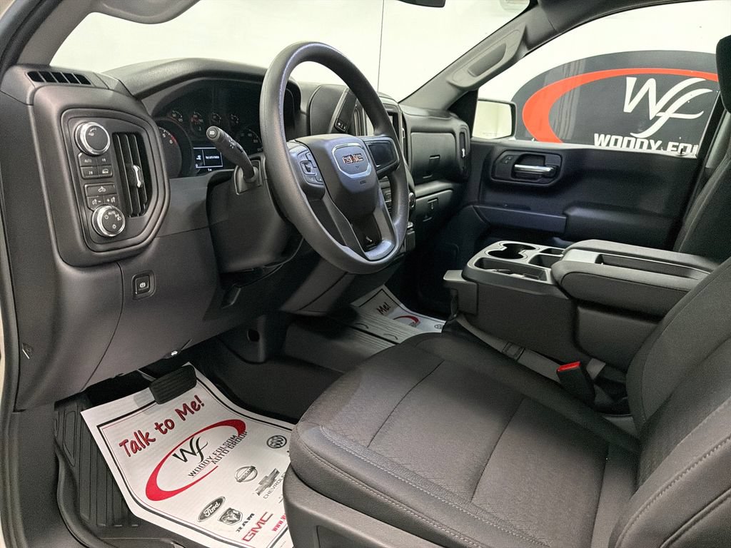 New 2026 GMC Sierra 1500 Pro w/ Graphite Edition AWD/4WD image 9