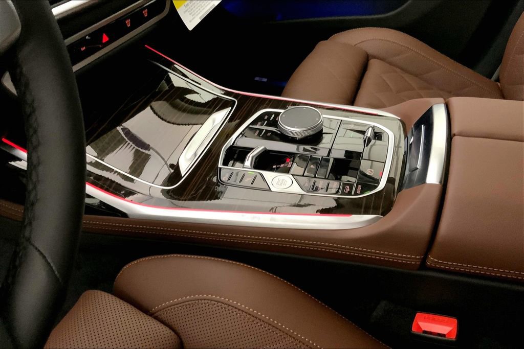 New 2026 BMW X7 xDrive40i image 6