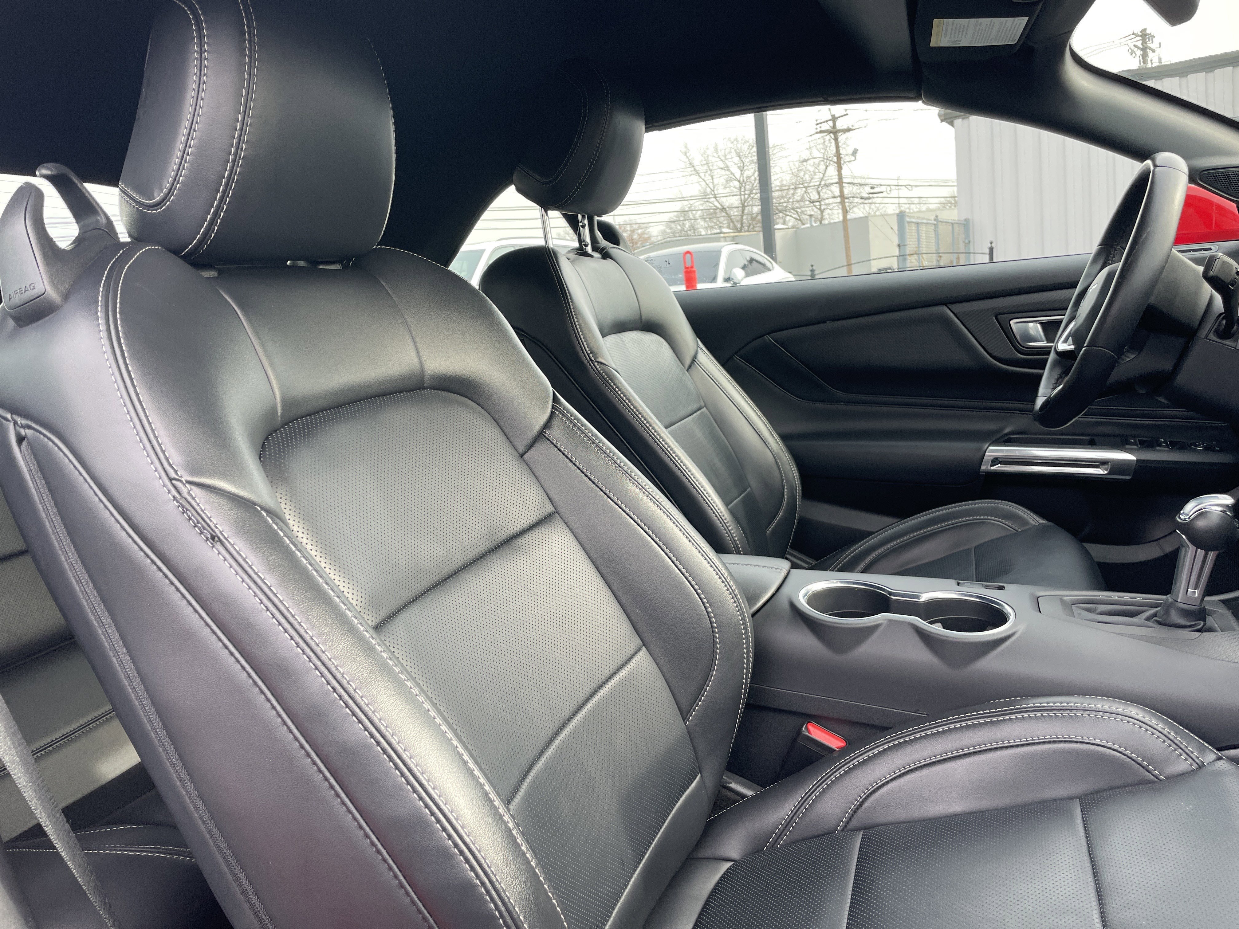 Used 2025 Ford Mustang Premium image 12