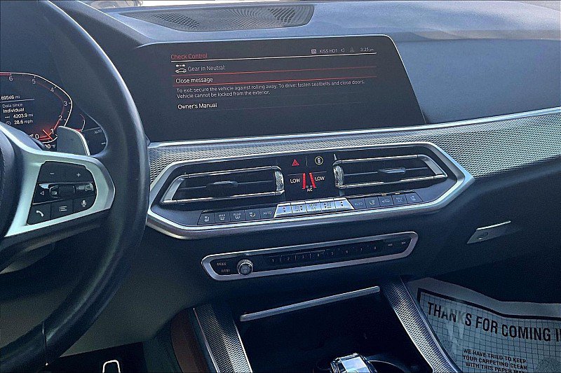 Used 2019 BMW X5 xDrive50i w/ M Sport Package AWD/4WD image 6