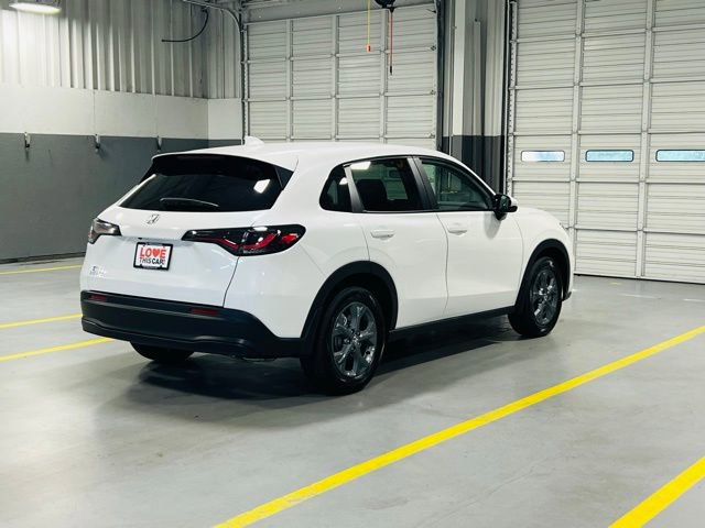 New 2026 Honda HR-V LX image 16