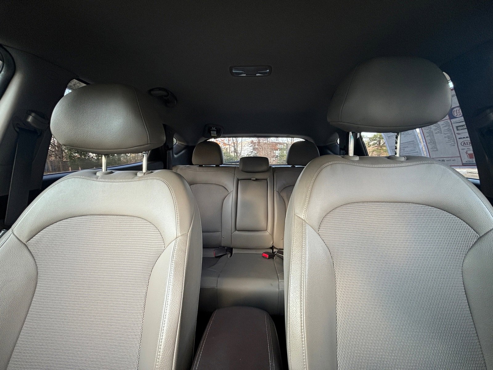 Used 2015 Hyundai Tucson SE image 30