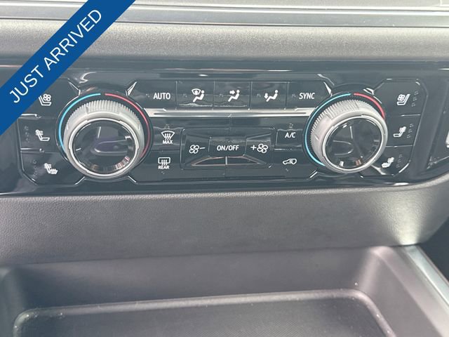 Used 2024 Chevrolet Silverado 2500 High Country w/ High Country Premium Package image 19