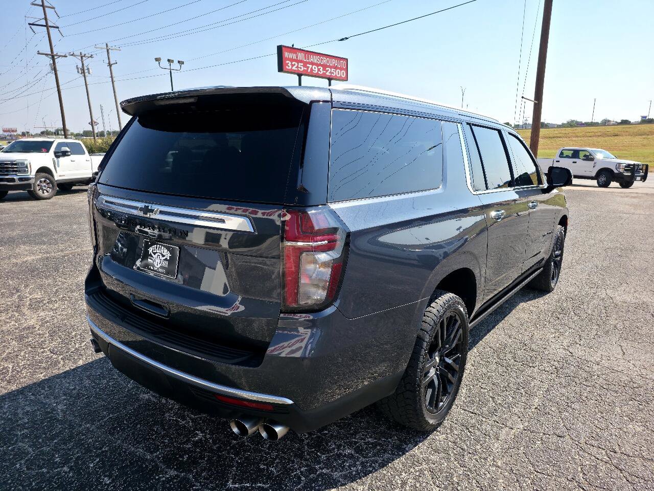 Used 2021 Chevrolet Suburban High Country image 7