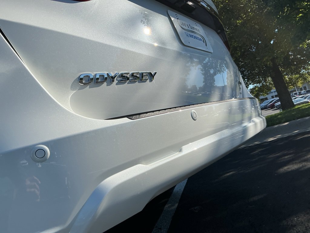 Used 2026 Honda Odyssey Touring image 11