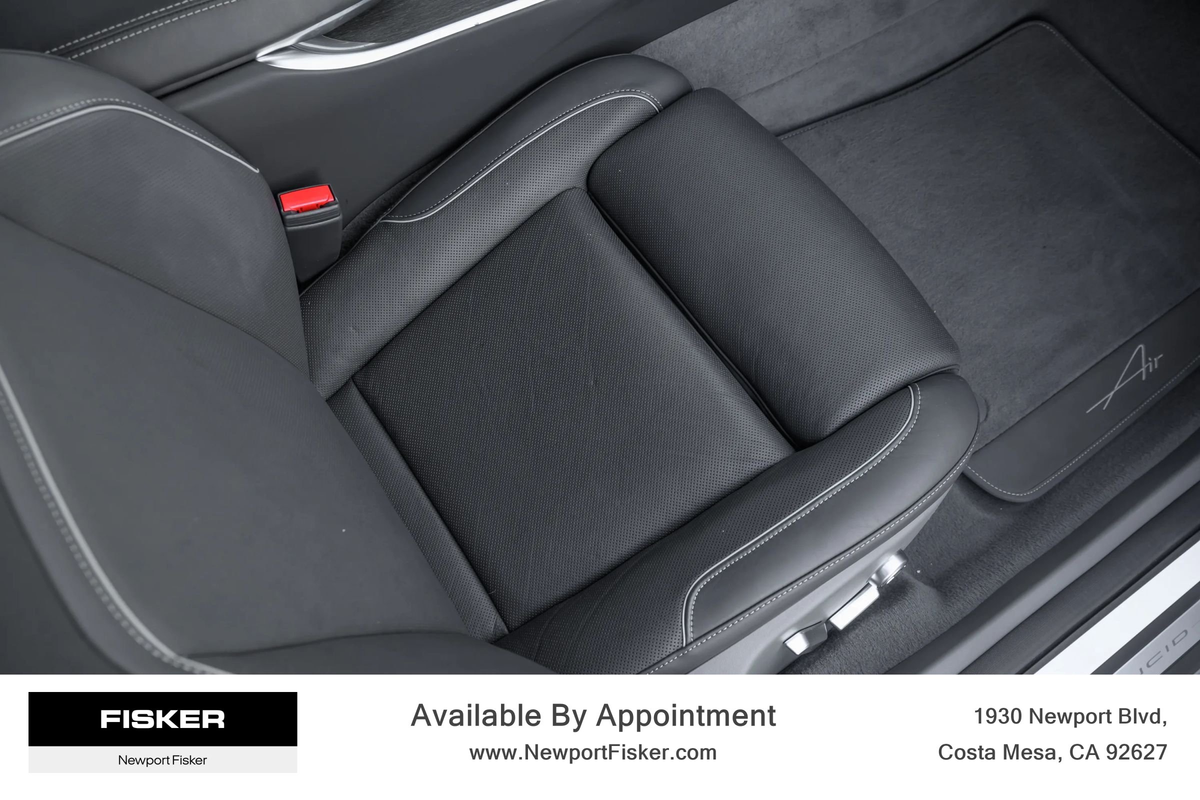 Used 2025 Lucid Air Touring AWD/4WD image 34
