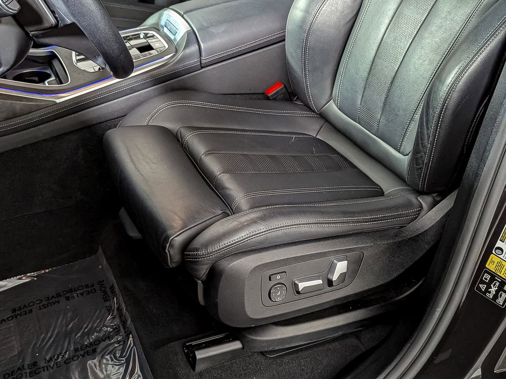 Used 2022 BMW X7 xDrive40i w/ Executive Package image 19