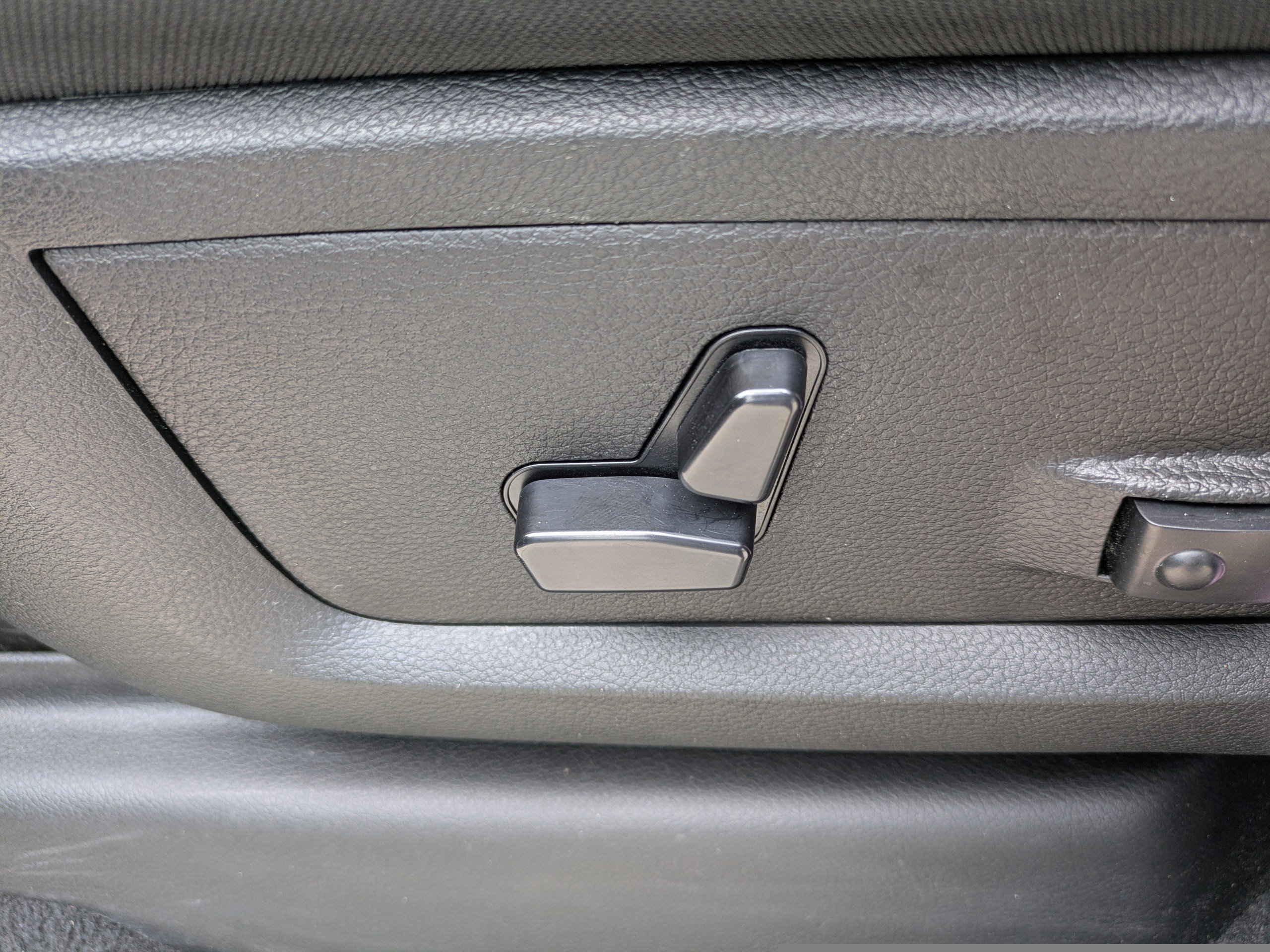 Used 2024 RAM 3500 Big Horn AWD/4WD image 19
