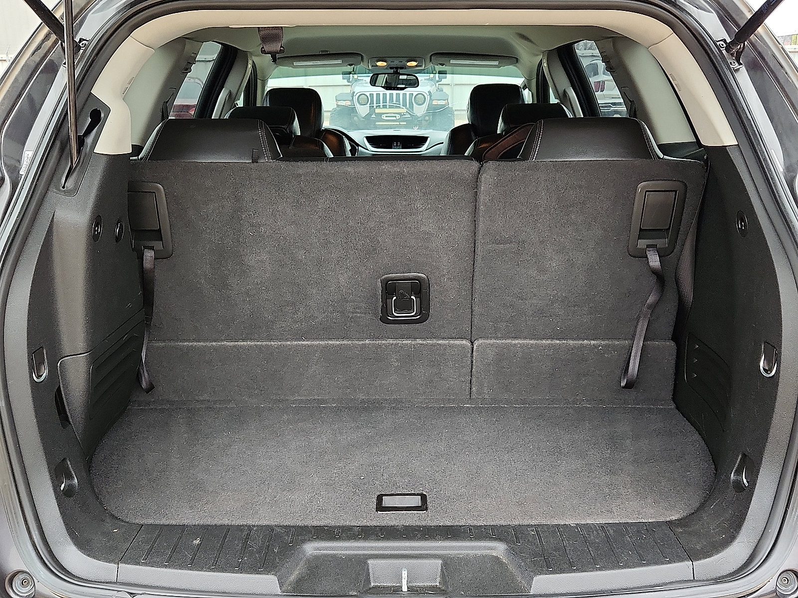 Used 2017 Chevrolet Traverse LT image 7