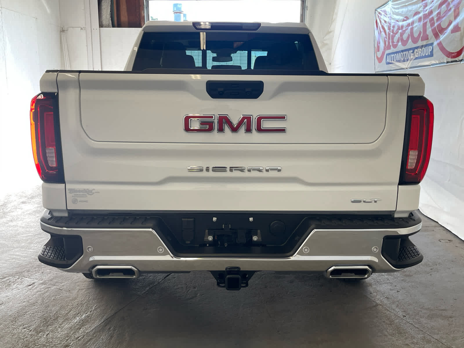 New 2026 GMC Sierra 1500 SLT w/ SLT Premium Plus Package image 6