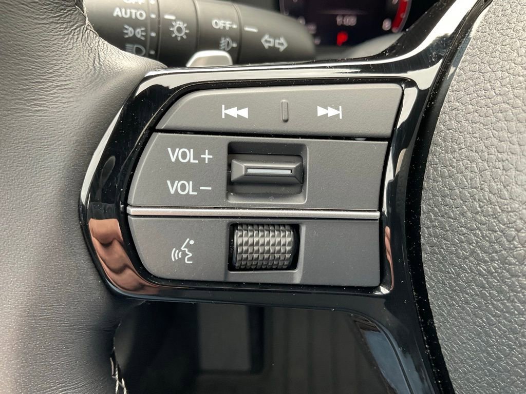 Certified 2025 Acura Integra A-Spec FWD image 13
