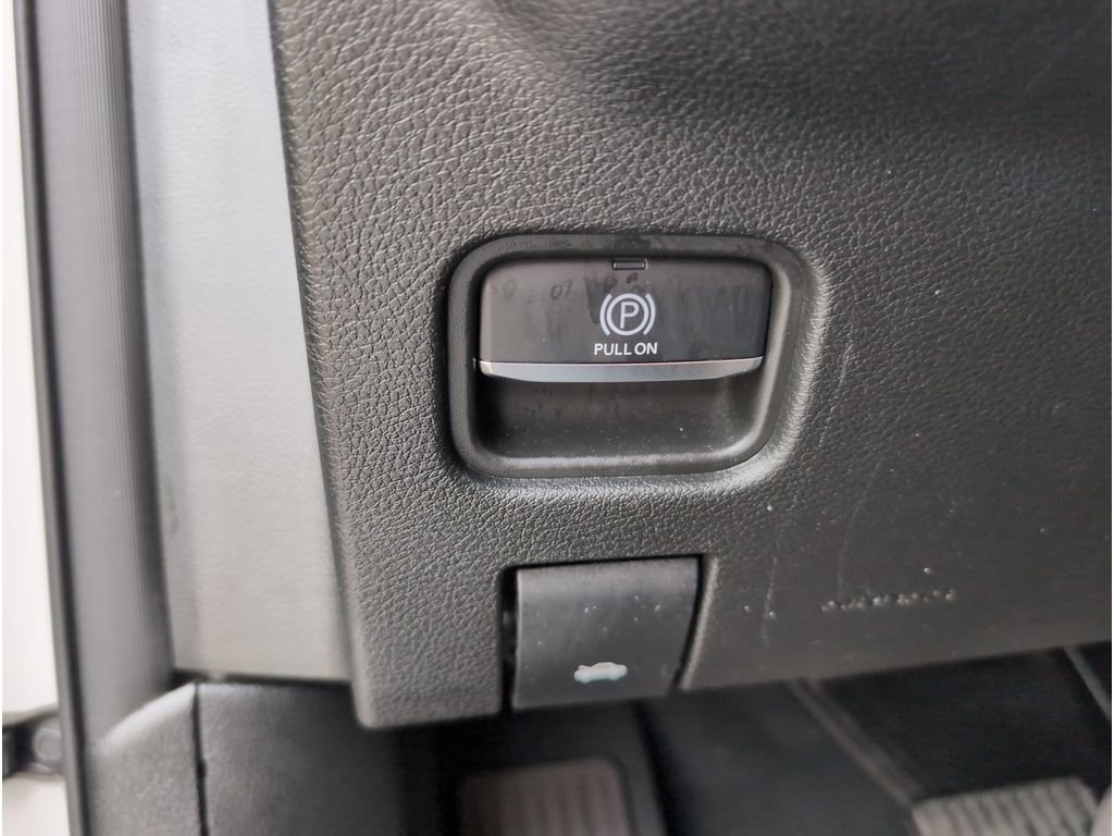 Used 2023 Jeep Grand Cherokee Laredo w/ Trailer Tow Prep Group (B) image 23