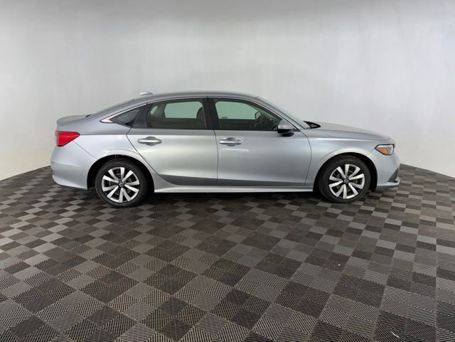 Used 2023 Honda Civic LX image 4