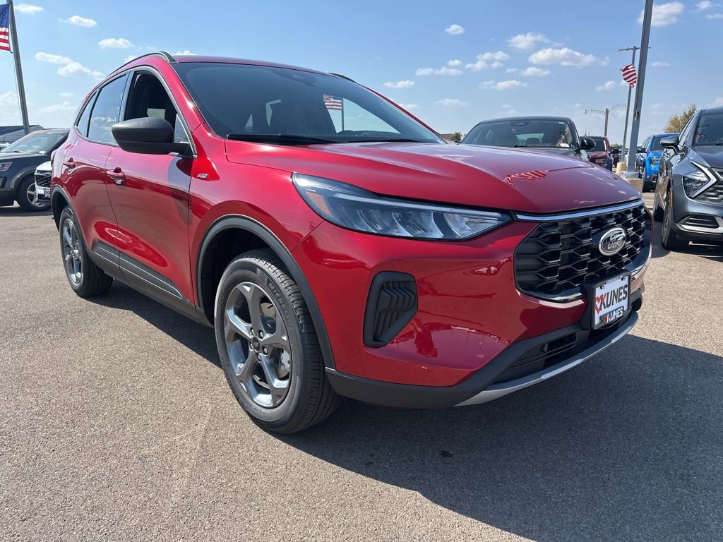 New 2026 Ford Escape ST-Line image 2