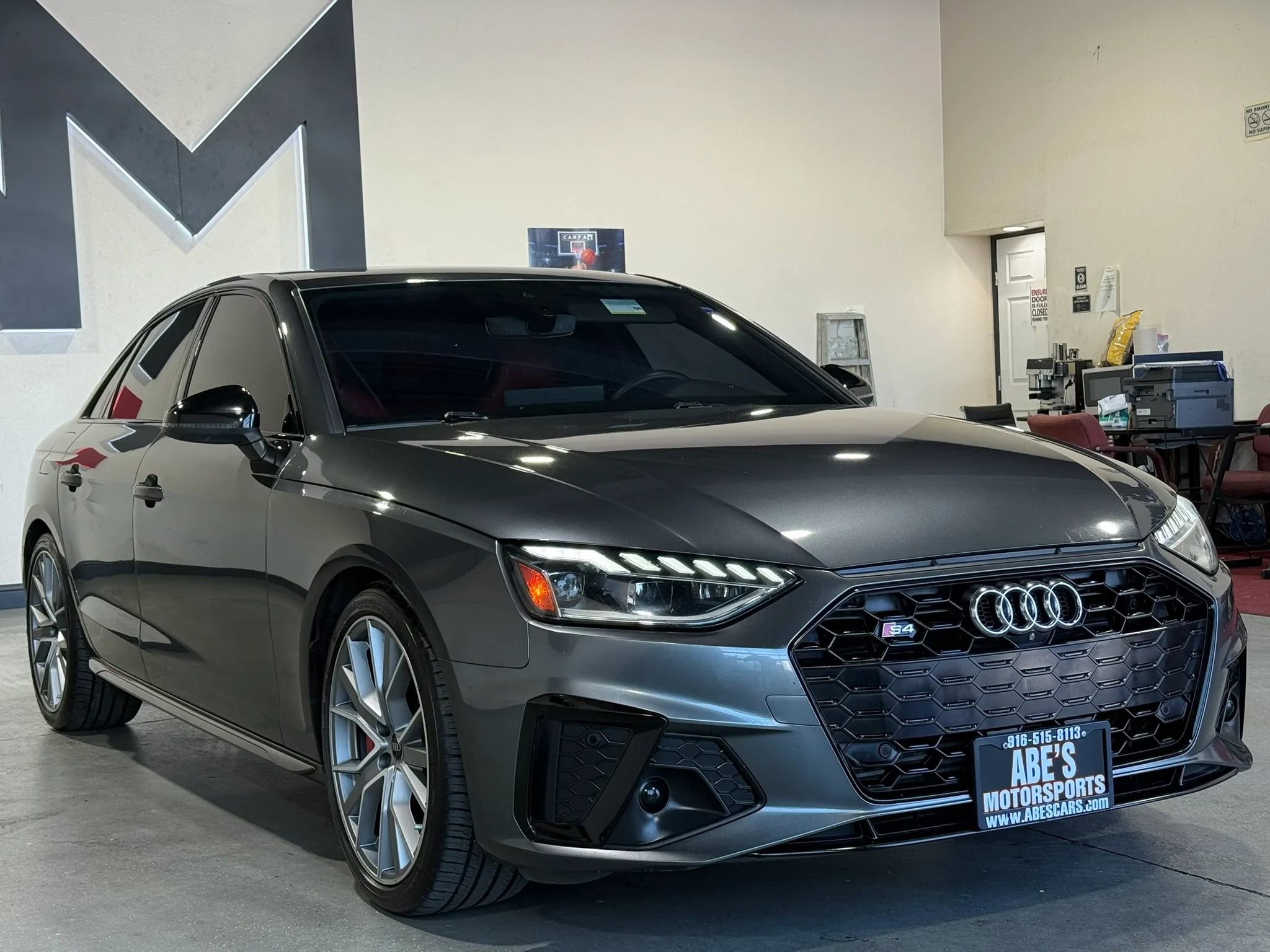 Used 2021 Audi S4 Premium Plus w/ Premium Plus Package AWD/4WD image 2
