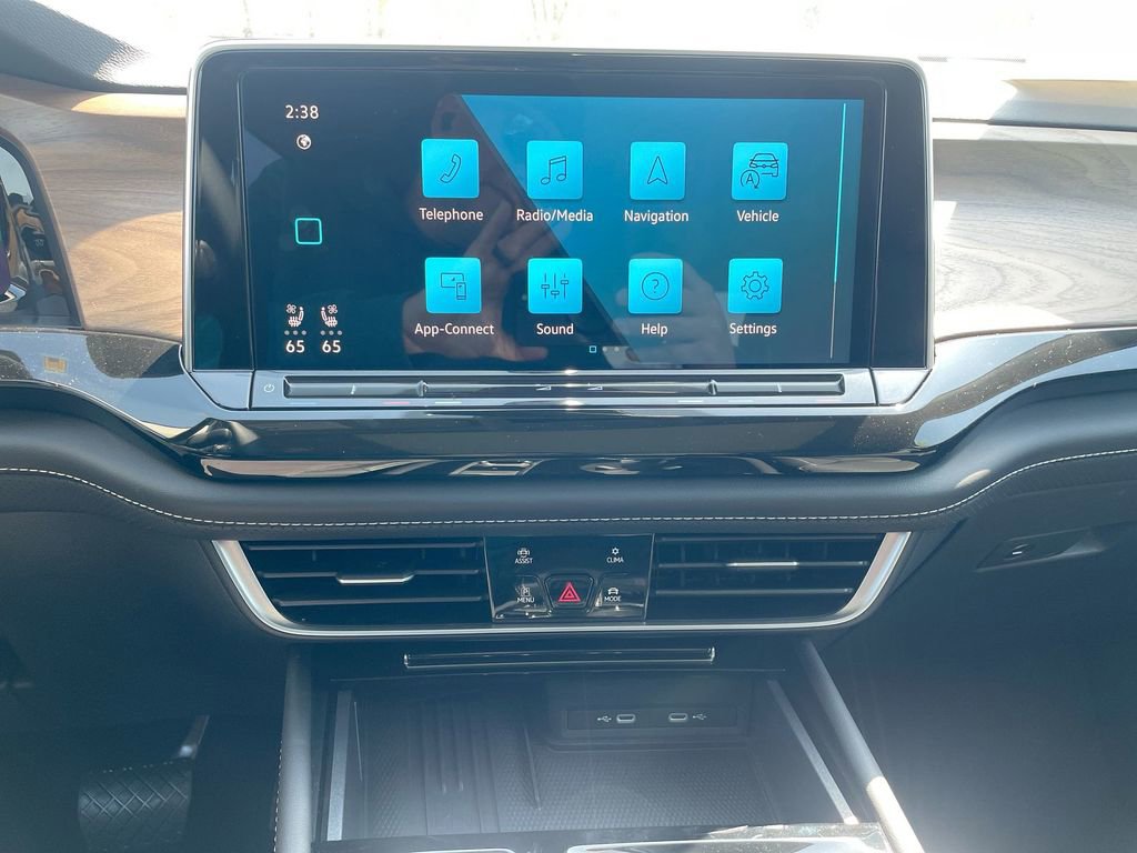 New 2025 Volkswagen Atlas SE image 45