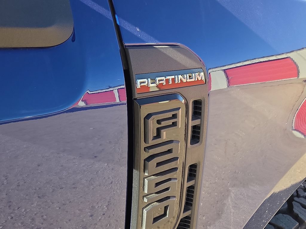 New 2026 Ford F250 Platinum w/ Tremor Off-Road Package AWD/4WD image 15