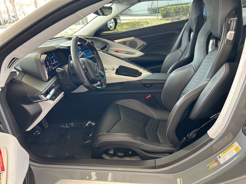 Used 2025 Chevrolet Corvette Z06 image 12