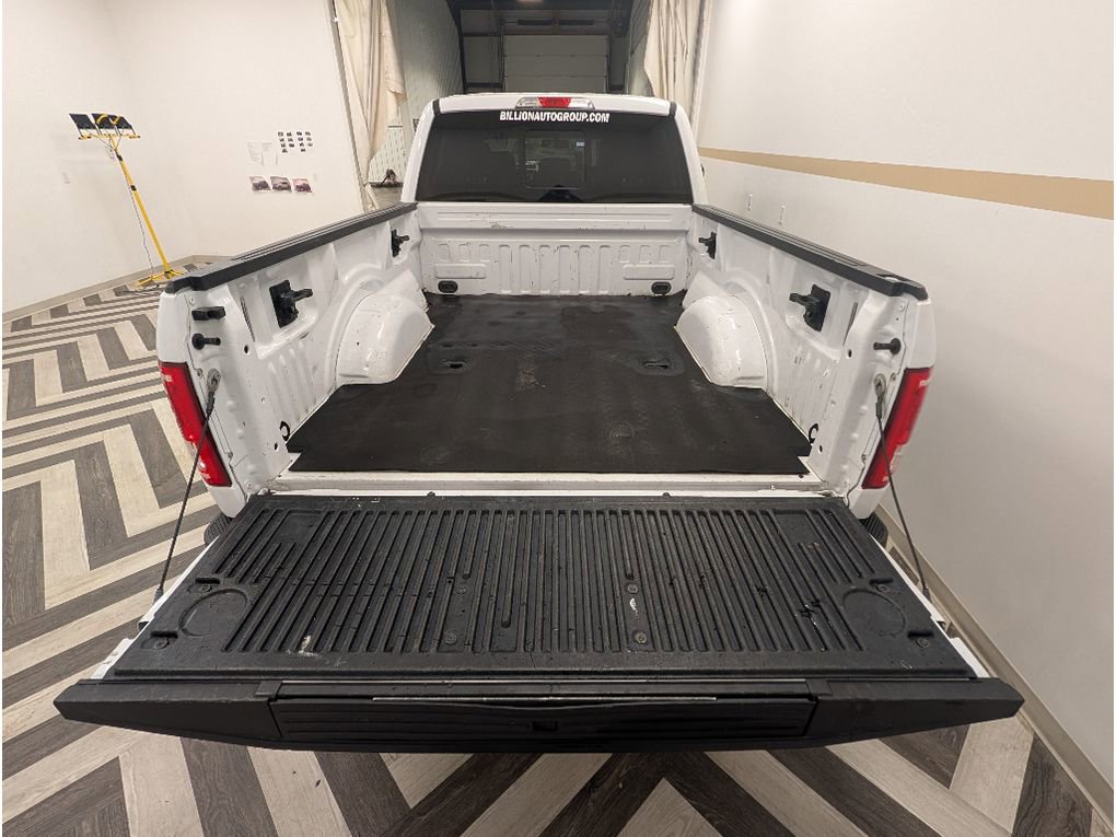 Used 2017 Ford F150 Lariat w/ Heavy-Duty Payload Package AWD/4WD image 24