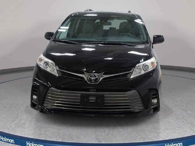 Certified 2020 Toyota Sienna XLE w/ XLE Navigation Package FWD image 2