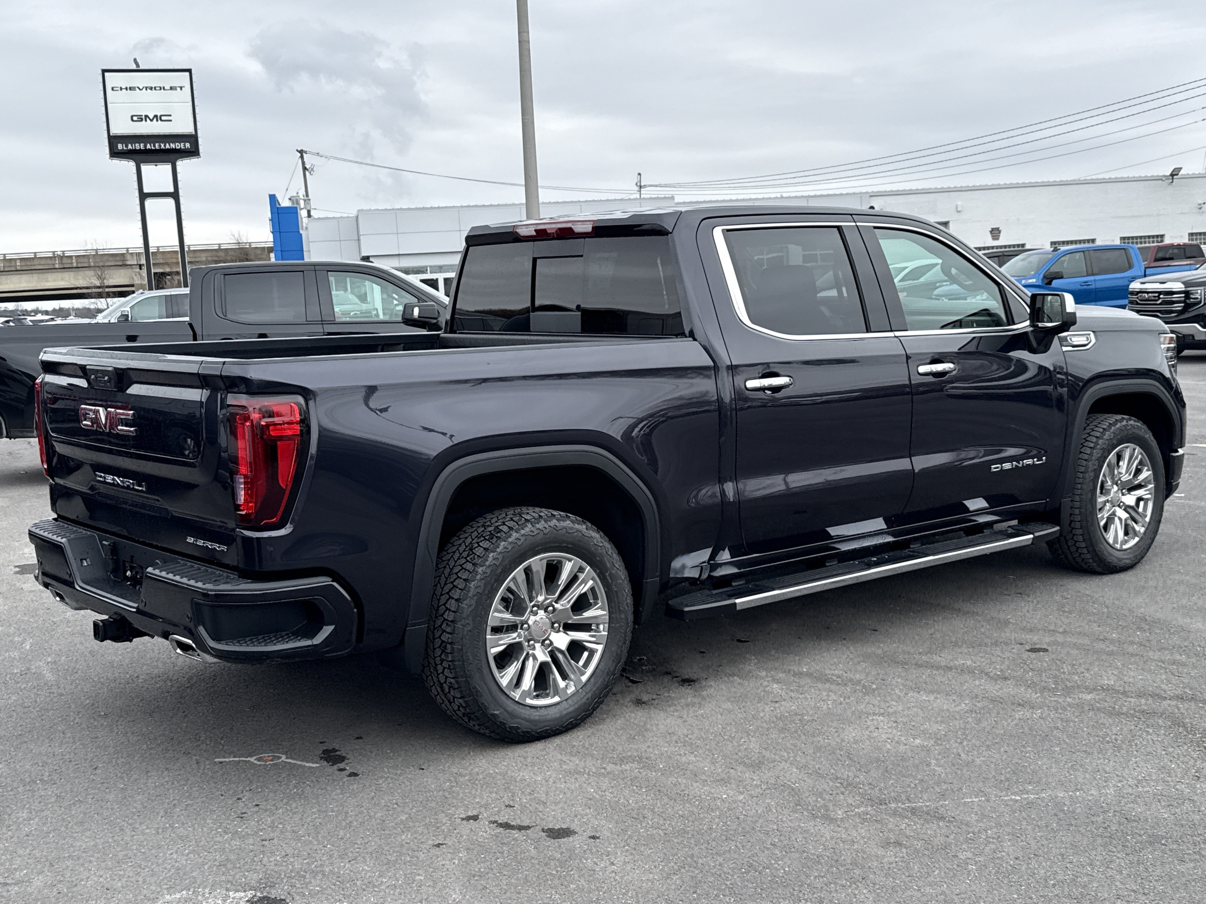New 2026 GMC Sierra 1500 Denali AWD/4WD video 3