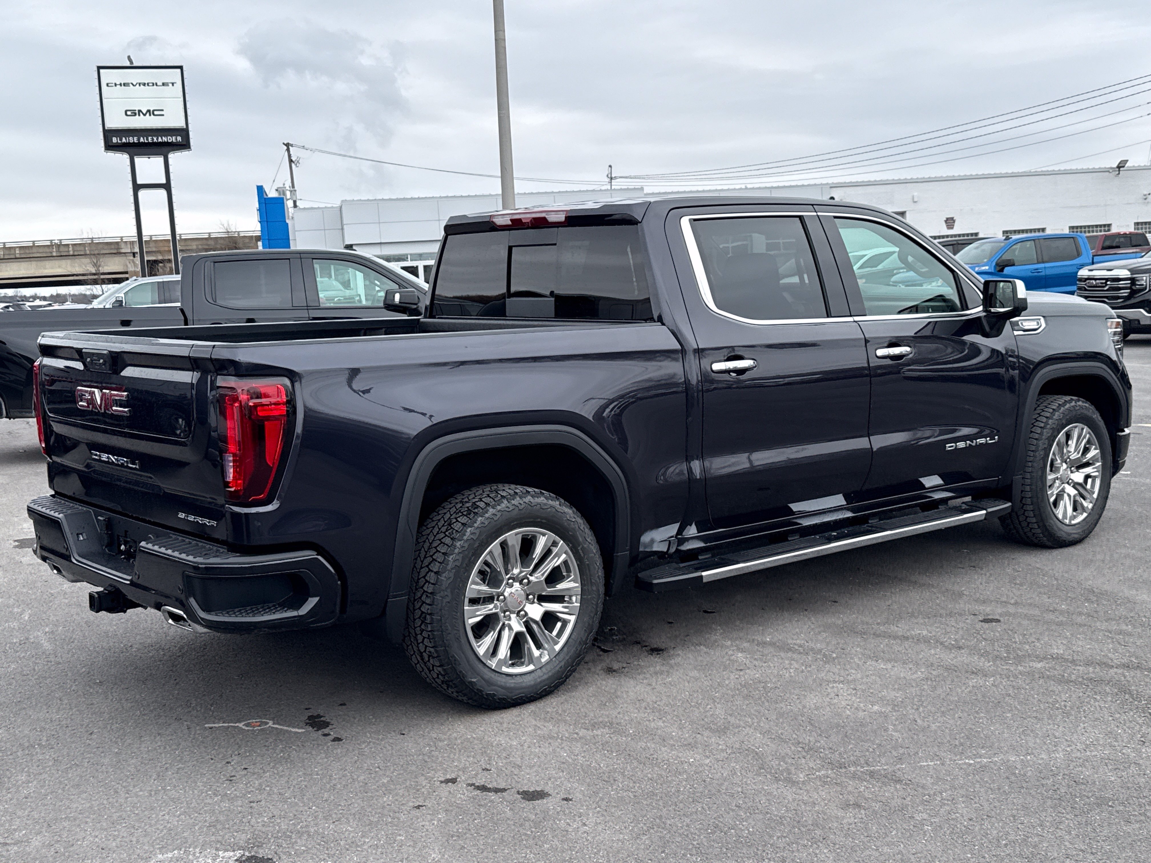 New 2026 GMC Sierra 1500 Denali AWD/4WD image 3