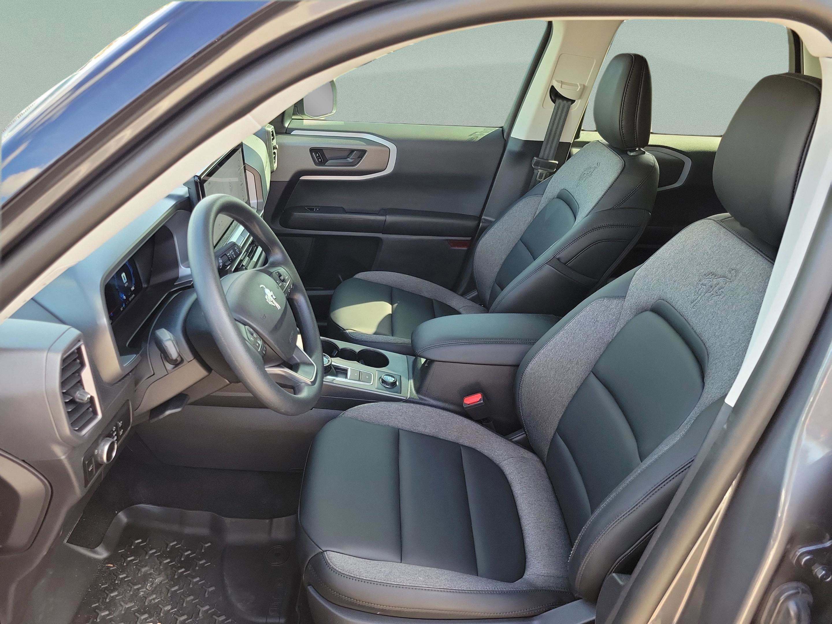 Used 2025 Ford Bronco Sport Big Bend w/ Black Appearance Package image 7