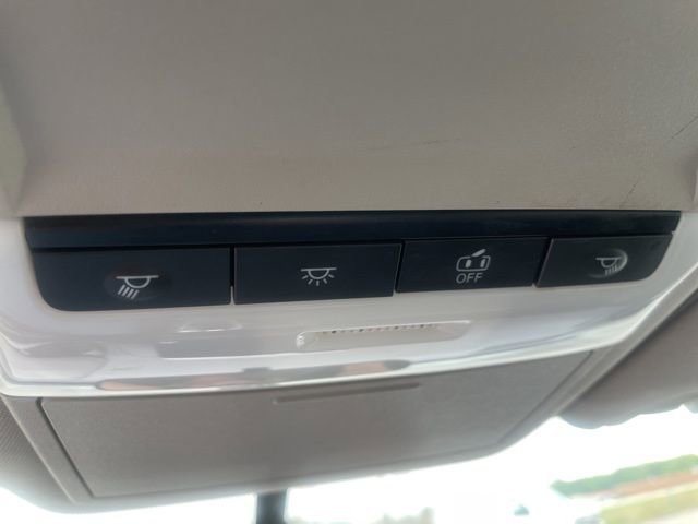 Used 2019 Nissan Altima 2.5 SR FWD image 39