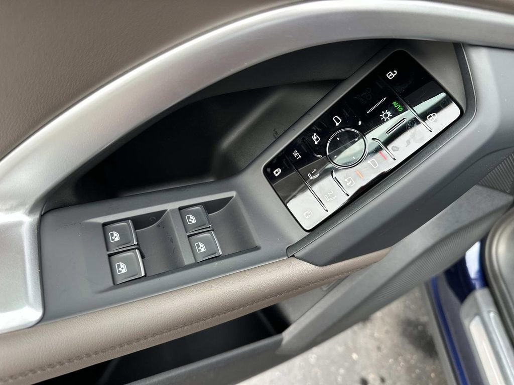 New 2025 Audi Q5 Premium image 13