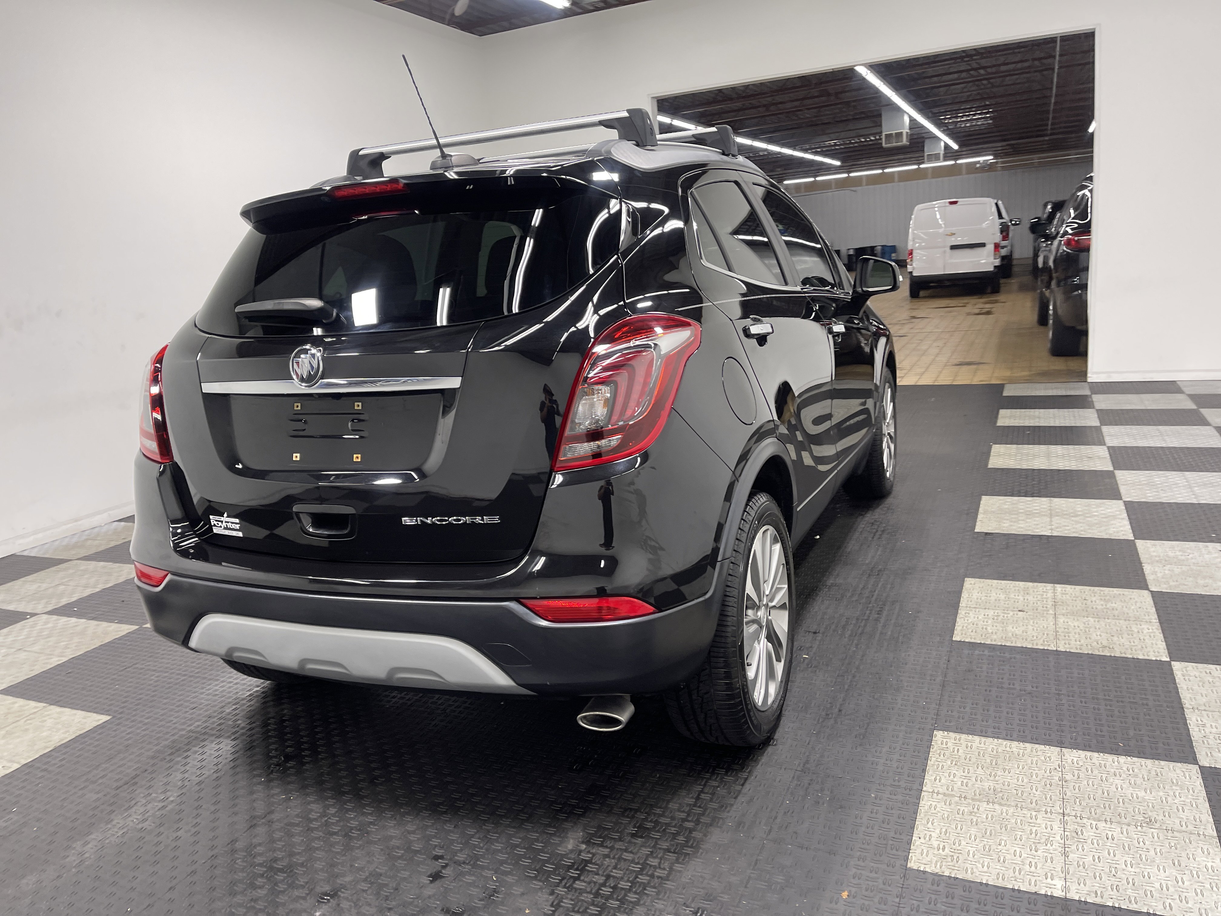 Used 2019 Buick Encore Preferred FWD image 5
